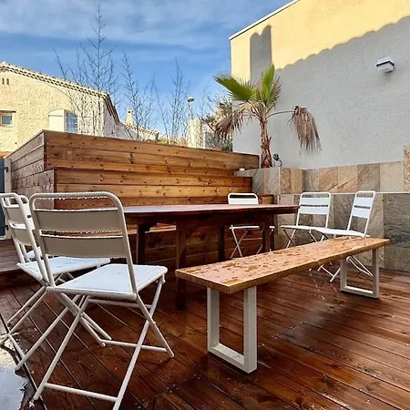 Stylish House In For Quiet Groups Вилла *