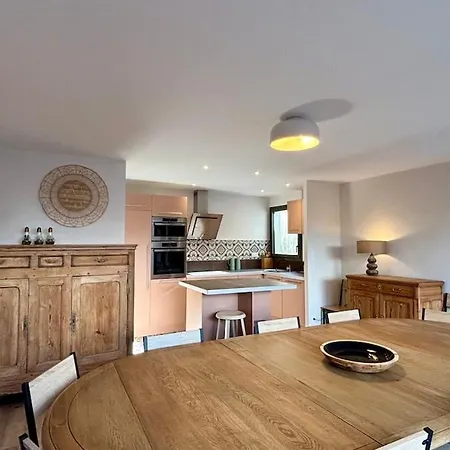 Stylish House In For Quiet Groups Вилла Сет