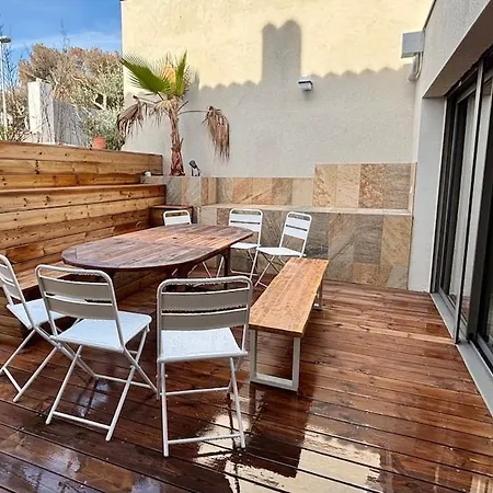 Villa Stylish House In For Quiet Groups *