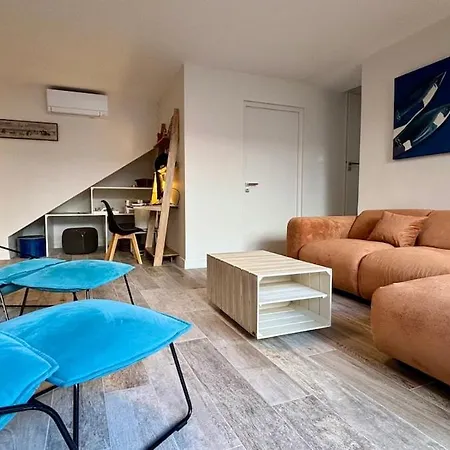 Stylish House In For Quiet Groups *