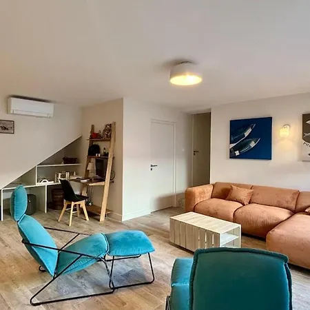 Villa Stylish House In For Quiet Groups *