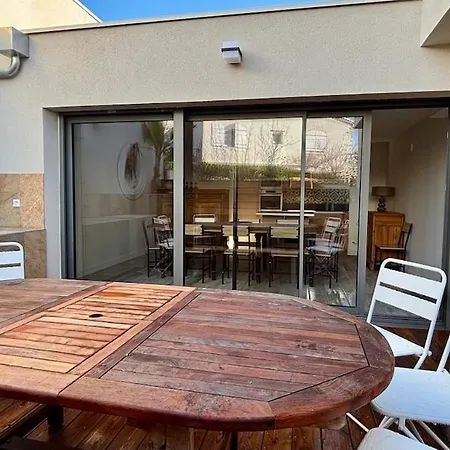 Villa Stylish House In For Quiet Groups Sète