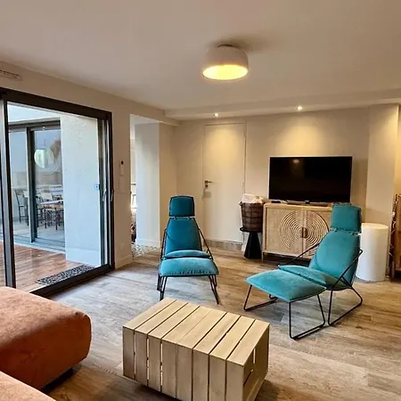 Villa Stylish House In For Quiet Groups *